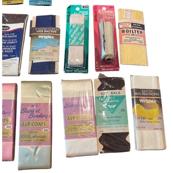 Vintage Sewing Supplies Lot - Picture 3 of 7